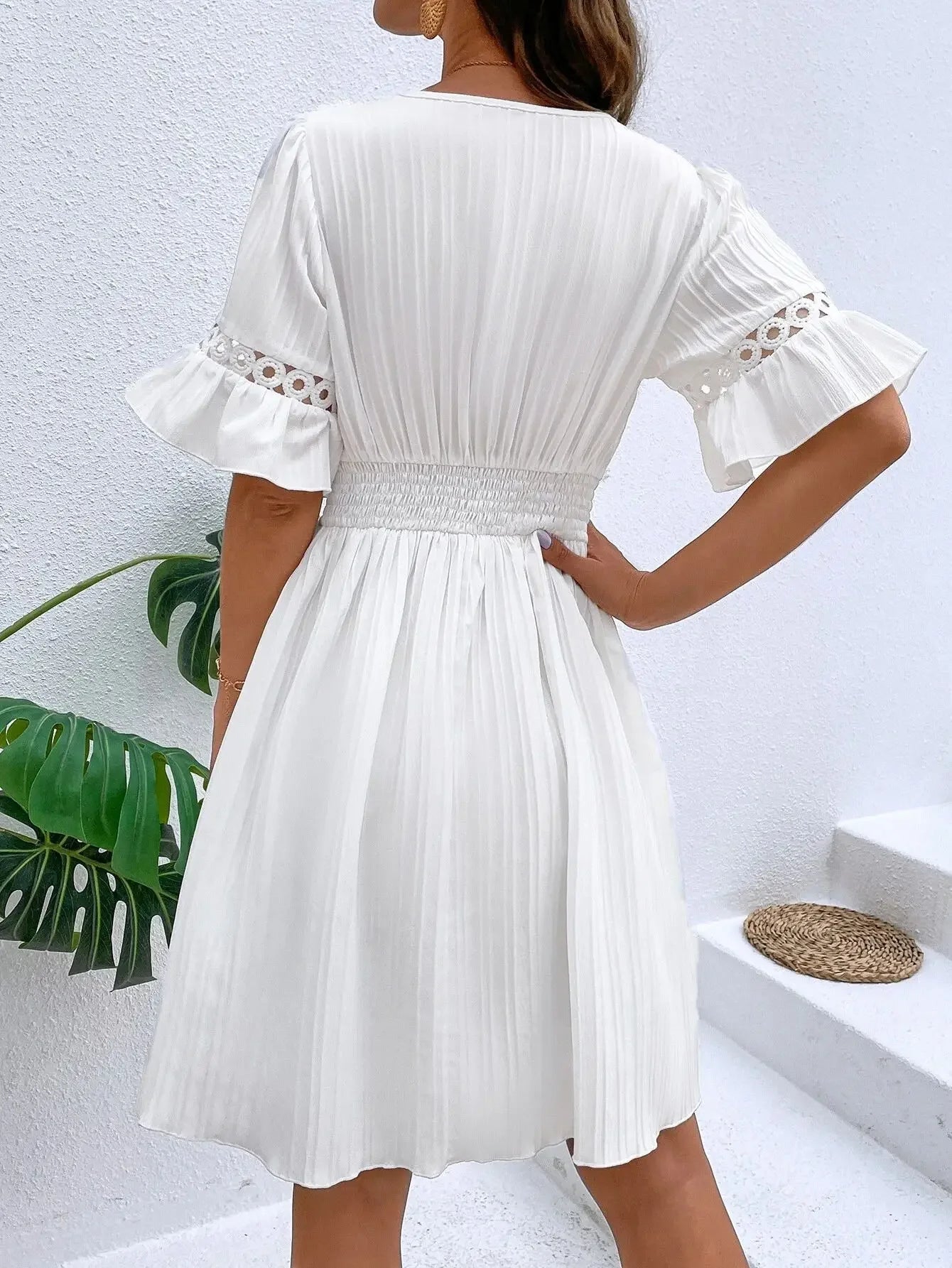 Women's Solid Dress 2025 New Summer Temperament Fashion Hollow Out V-neck Flared Sleeves Casual Women's Dress White Beach Dress