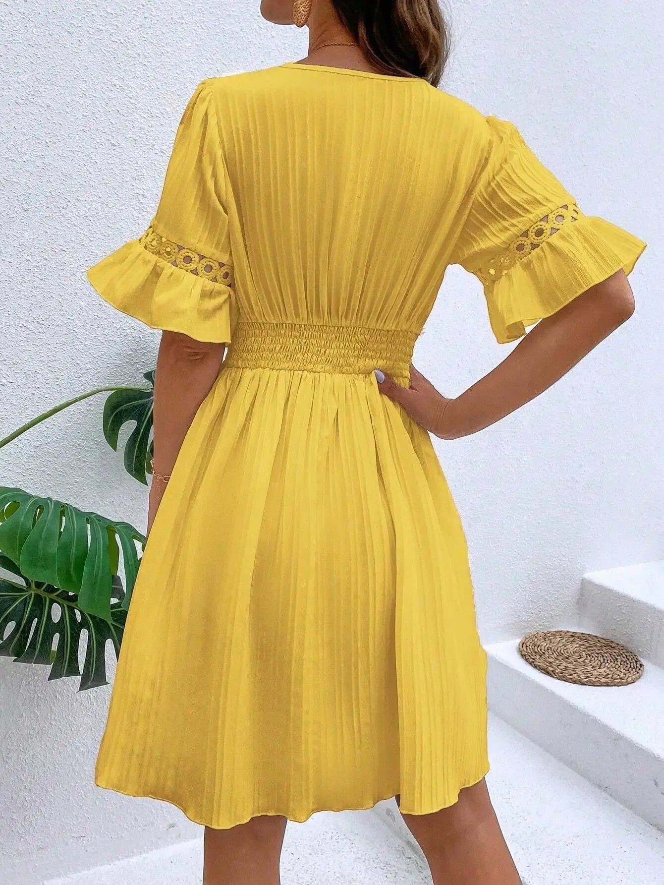 Women's Solid Dress 2025 New Summer Temperament Fashion Hollow Out V-neck Flared Sleeves Casual Women's Dress White Beach Dress